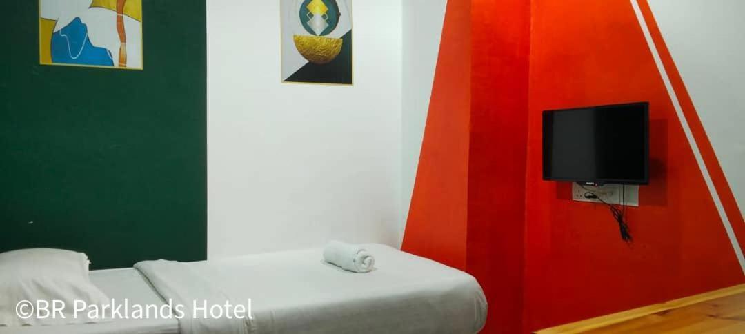 Br Parklands Hotel Klang Eksteriør billede